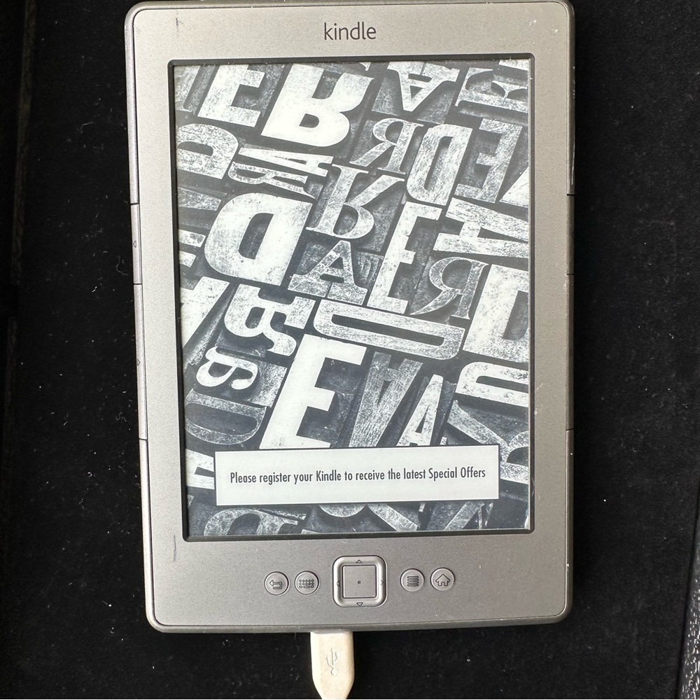 Kindle Silver E-Reader